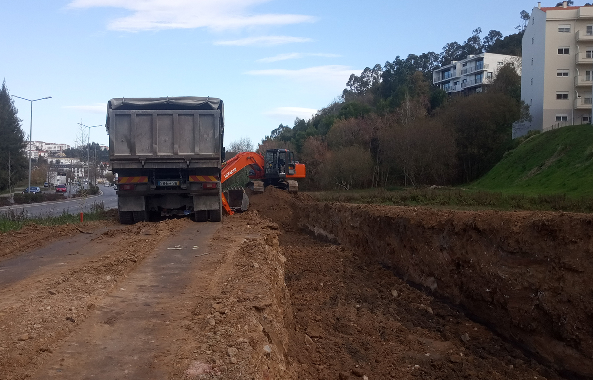 obra avenida comunidade europeia Leiria