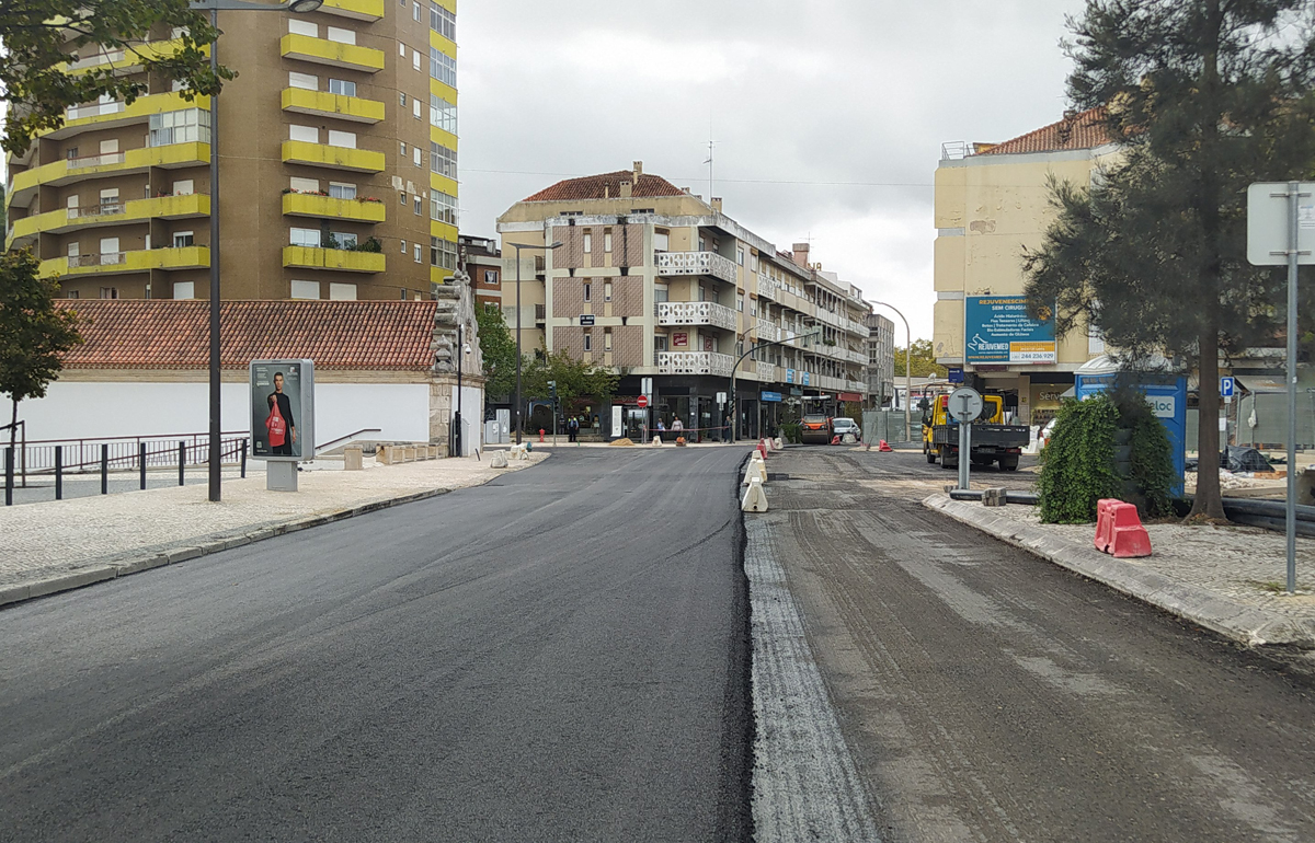 Pavimentação da Avenida Heróis de Angola, em Leiria