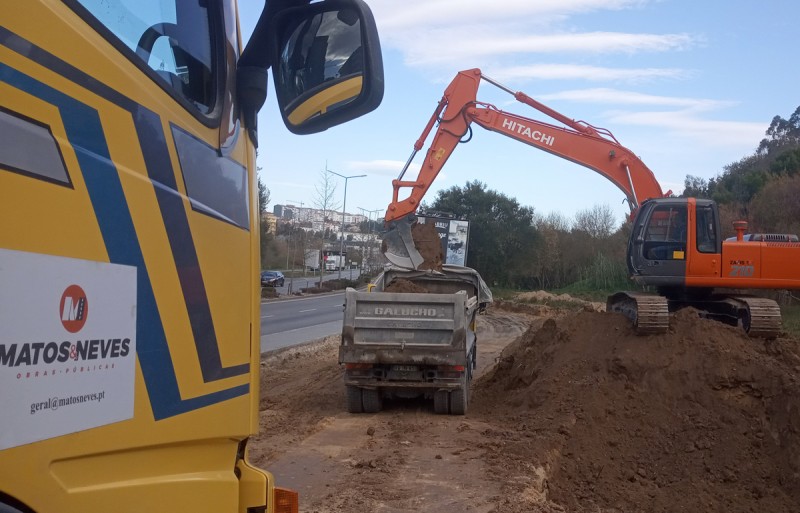 obra avenida comunidade europeia Leiria